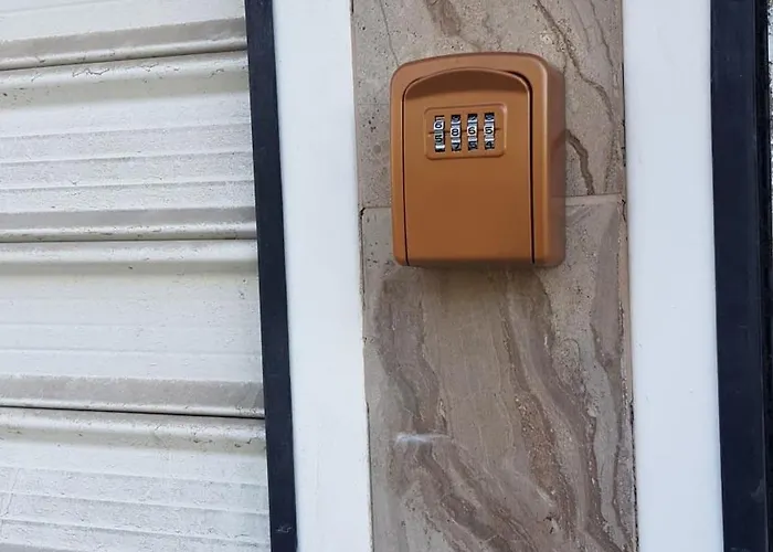 公寓 The Penthouse *